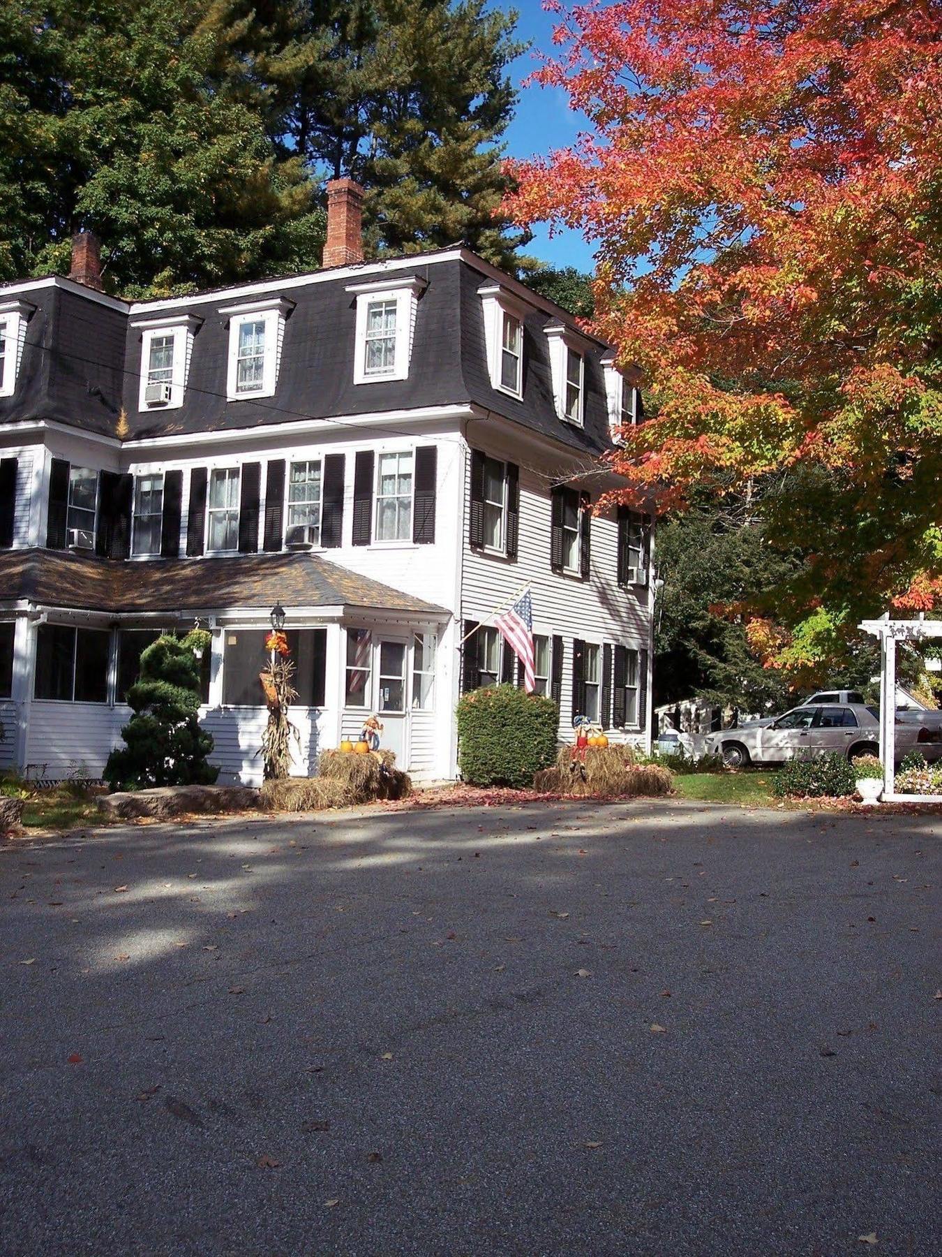 Glen Oaks Inn Intervale Екстер'єр фото