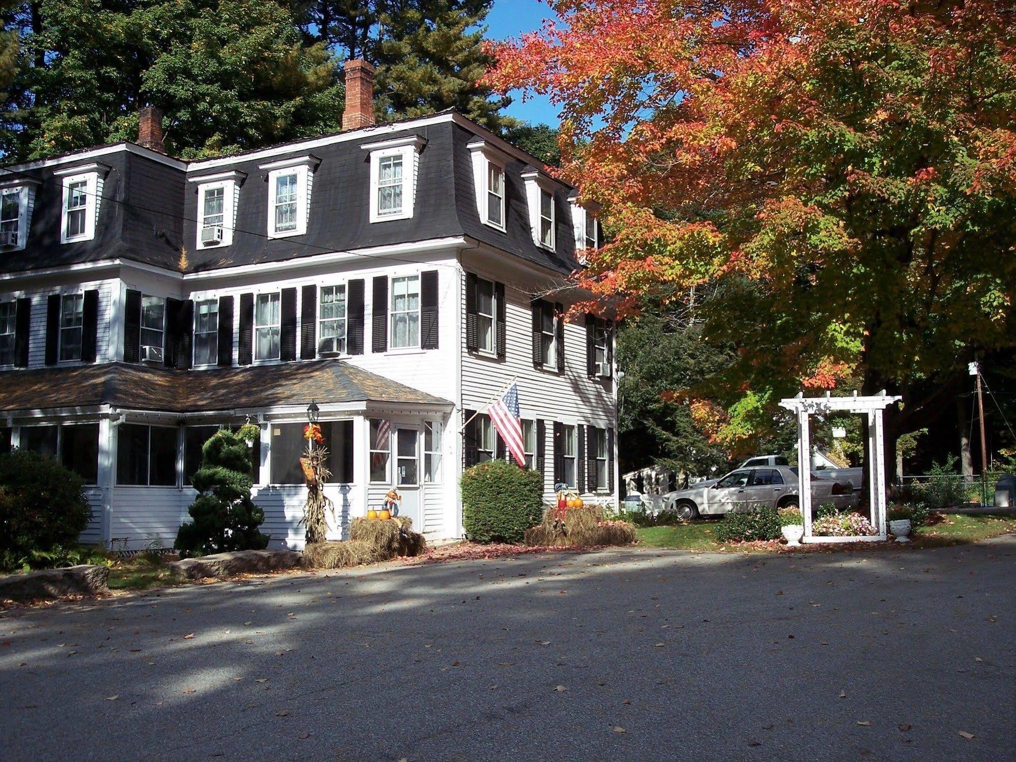 Glen Oaks Inn Intervale Екстер'єр фото